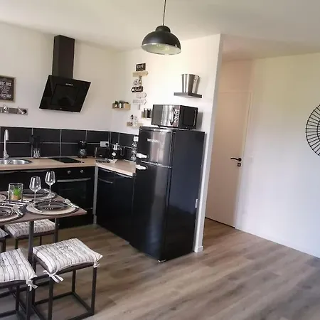 Le Deauville *t2 * Lourdes